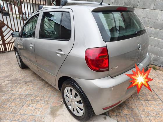 VOLKSWAGEN FOX 1.6 MI 8V FLEX 4P MANUAL VOLKSWAGEN FOX 1.6 MI 8V FLEX 4P MANUAL